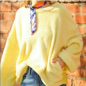 Umgee Oversized Fluffy Cozy Long sleeve Vibrant Yellow Sweater Fleece back NEW
